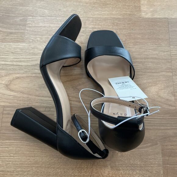 A New Day Shelly Heels Black 8 Wide Women’s Ankle Strap Block Memory Foam NEW - Picture 10 of 16
